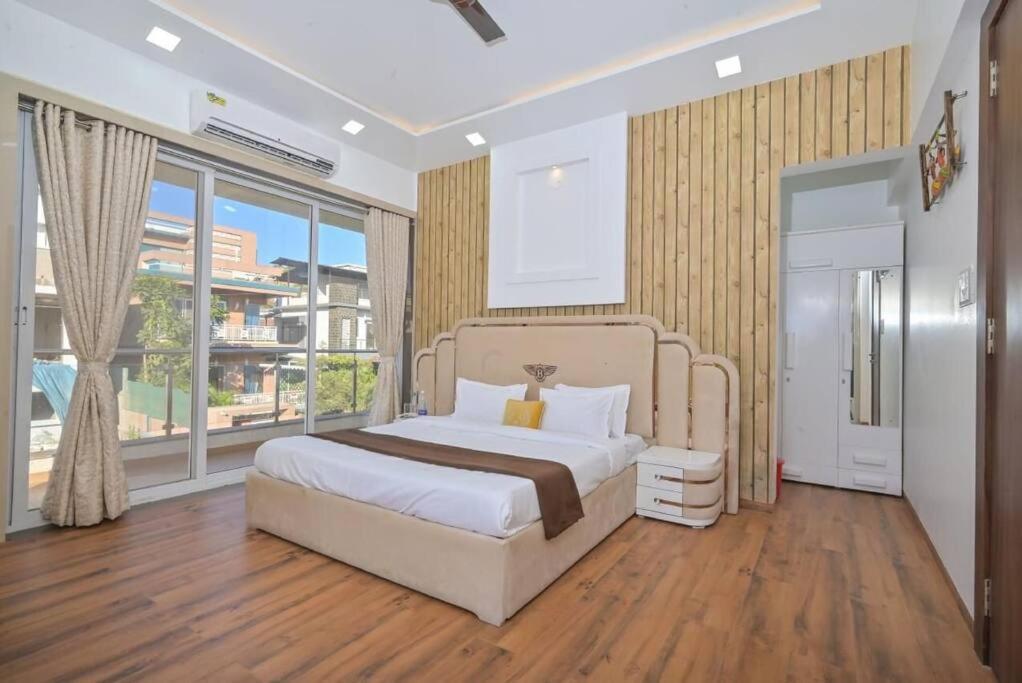 Royal Paradise Villa Лонавла Екстер'єр фото